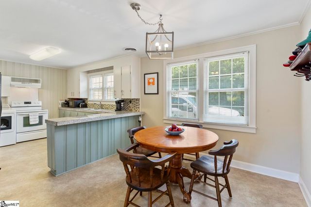 103 Gault Street, Fountain Inn, SC 29644