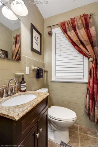 820 Westchester Road, Grosse Pointe Park, MI 48230