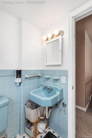 820 Westchester Road, Grosse Pointe Park, MI 48230