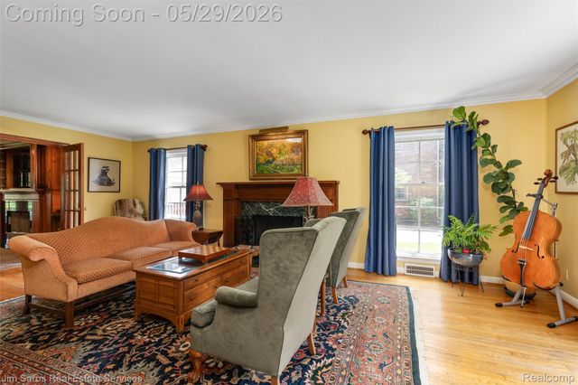 820 Westchester Road, Grosse Pointe Park, MI 48230