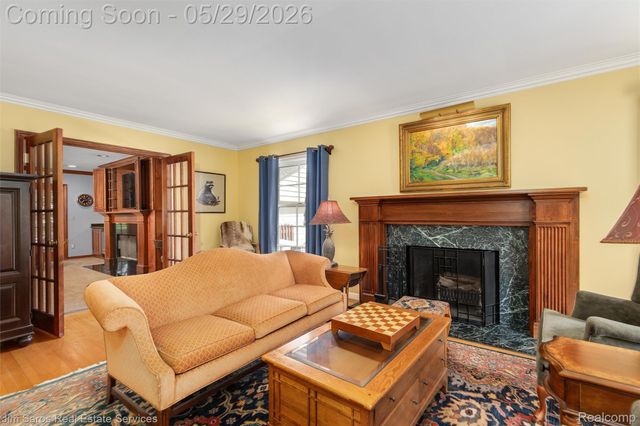 820 Westchester Road, Grosse Pointe Park, MI 48230