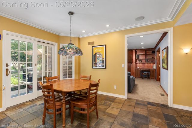 820 Westchester Road, Grosse Pointe Park, MI 48230