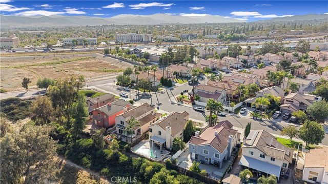 39878 Avenida Miguel Oeste, Murrieta, CA 92563
