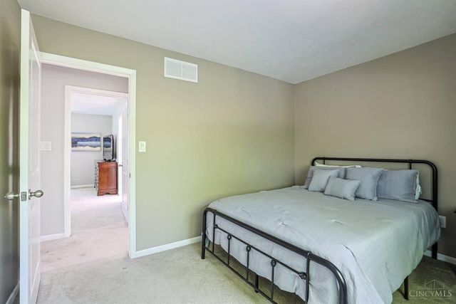 9864 Timbers Drive, Blue Ash, OH 45242