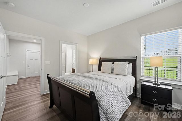 8504 Everwood Avenue, Huntersville, NC 28078