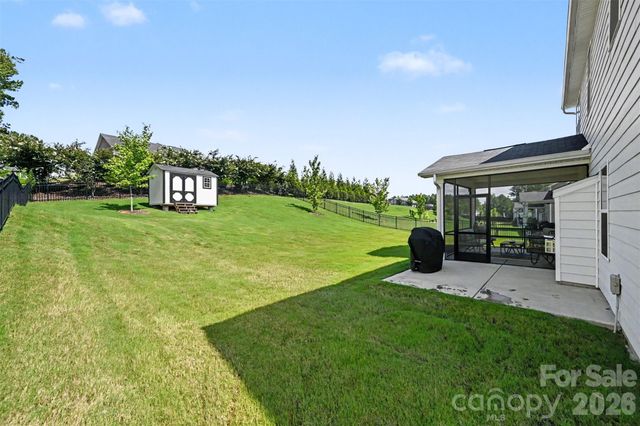8504 Everwood Avenue, Huntersville, NC 28078