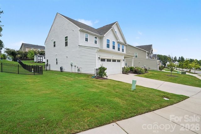 8504 Everwood Avenue, Huntersville, NC 28078