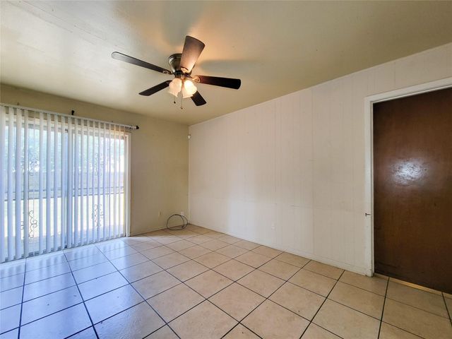 8618 Iron Liege Court, Houston, TX 77088