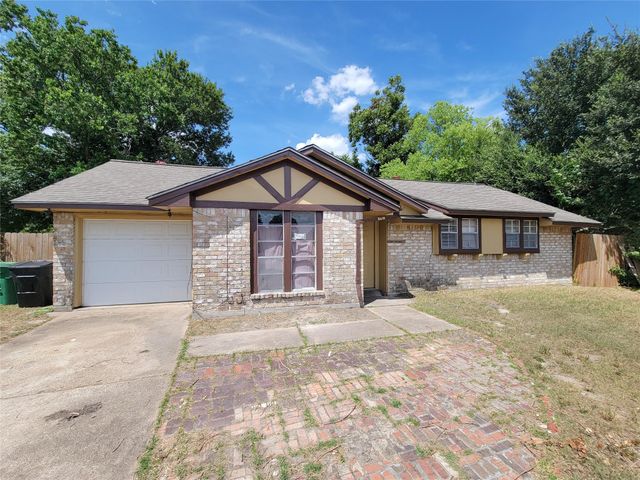 8618 Iron Liege Court, Houston, TX 77088