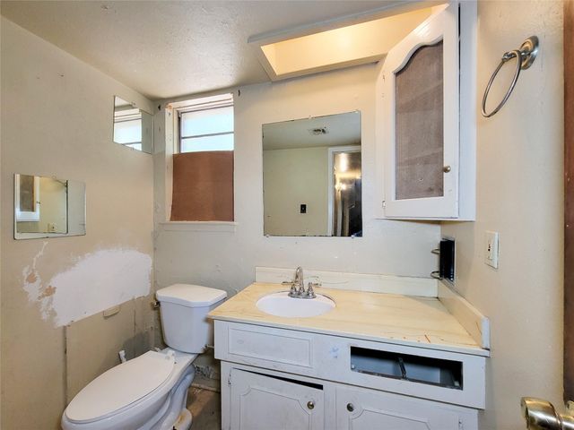 8618 Iron Liege Court, Houston, TX 77088