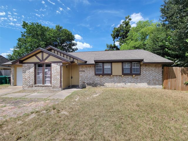 8618 Iron Liege Court, Houston, TX 77088