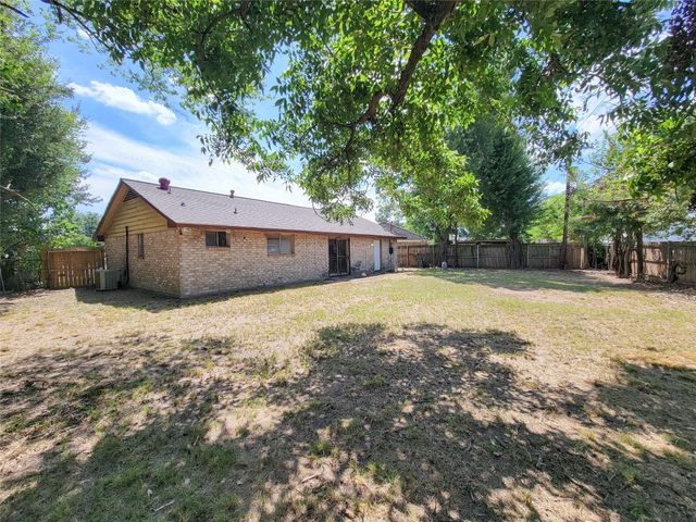 8618 Iron Liege Court, Houston, TX 77088
