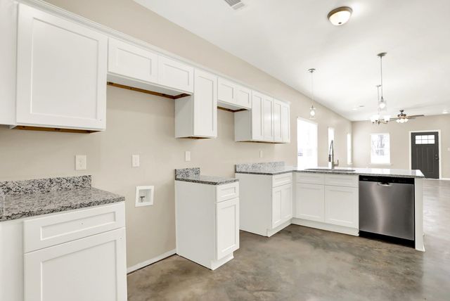 844 ALICE AVE, Memphis, TN 38106