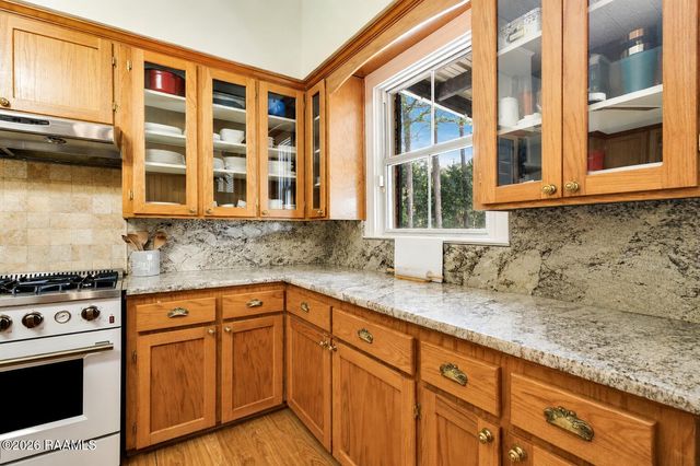 4961 Verot School Road, Youngsville, LA 70592