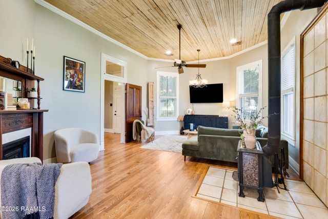 4961 Verot School Road, Youngsville, LA 70592