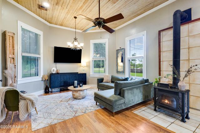 4961 Verot School Road, Youngsville, LA 70592