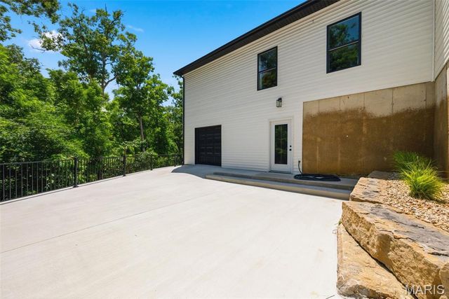 222 Redmond Pines Drive, Wentzville, MO 63385