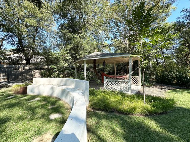 400 Juniper RD, West Lake Hills, TX 78746