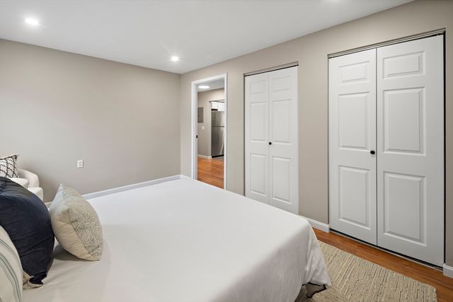 6 Beals Cove Rd H, Hingham, MA 02043