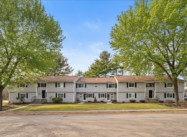 6 Beals Cove Rd H, Hingham, MA 02043