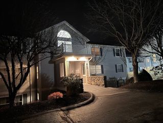 4 Crestview Dr 55, Spencer, MA 01562