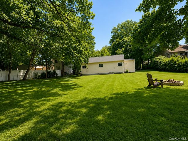 54 Capt Shankey Drive, Garnerville, NY 10923