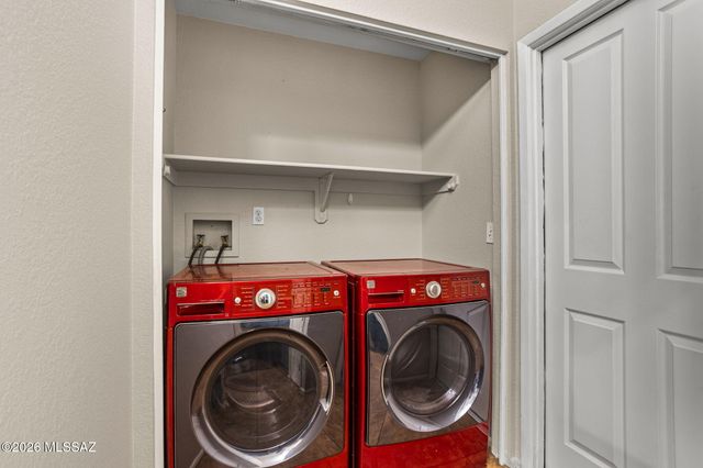 2555 W Brogan Street, Tucson, AZ 85745