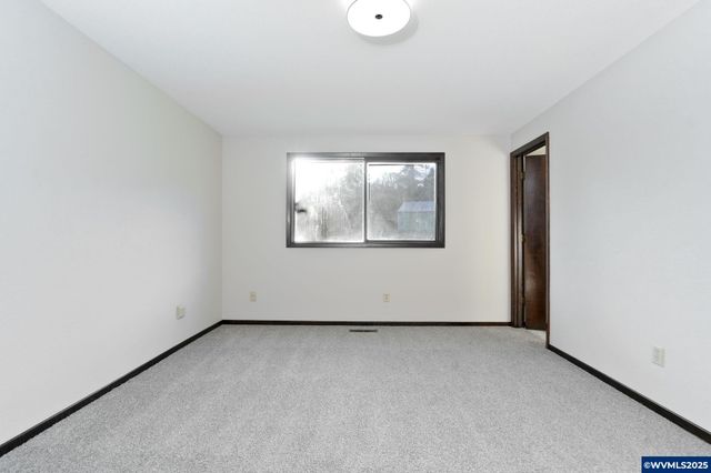 4904 Springhill Dr NW, Albany, OR 97321