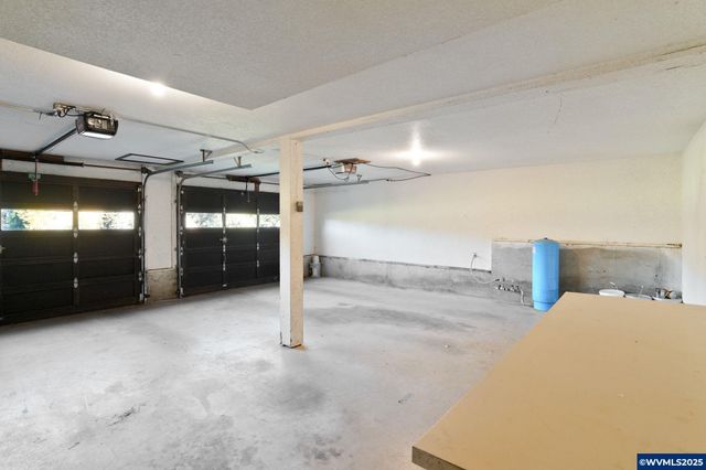 4904 Springhill Dr NW, Albany, OR 97321