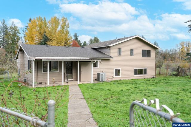 4904 Springhill Dr NW, Albany, OR 97321