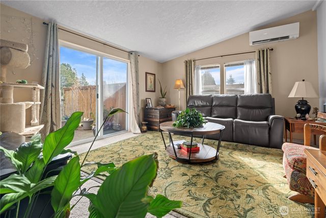 814 Larson Street, Friday Harbor, WA 98250