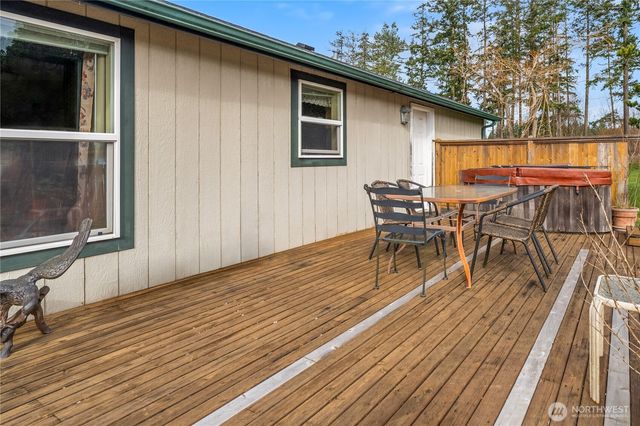 814 Larson Street, Friday Harbor, WA 98250