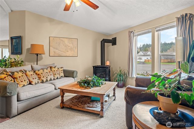 814 Larson Street, Friday Harbor, WA 98250