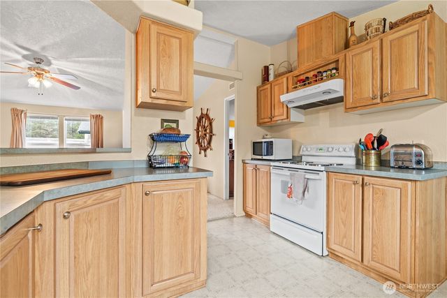 814 Larson Street, Friday Harbor, WA 98250