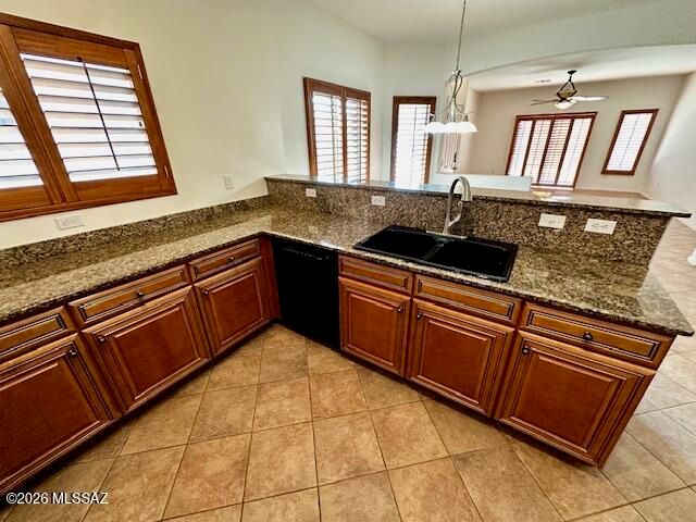 8229 W Zlacket Drive, Tucson, AZ 85757