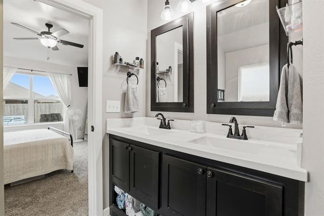 1100 Garrett Farm Road, Newcastle, OK 73065