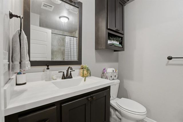 1100 Garrett Farm Road, Newcastle, OK 73065