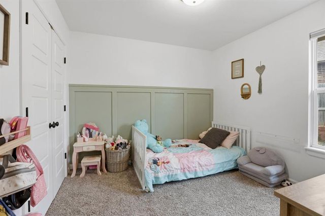 1100 Garrett Farm Road, Newcastle, OK 73065