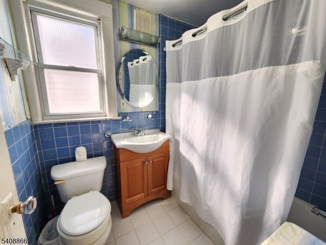 345 Sanford Ave, Hillside Twp., NJ 07205