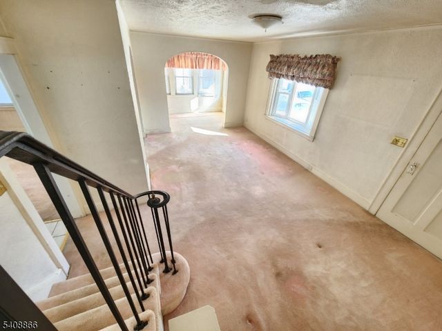 345 Sanford Ave, Hillside Twp., NJ 07205