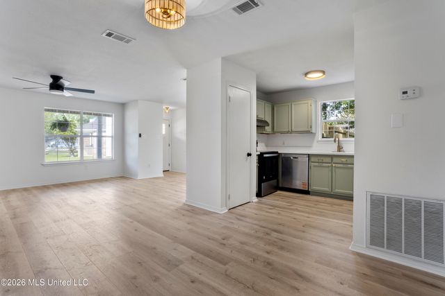 4496 Magnolia Cove, D'iberville, MS 39540