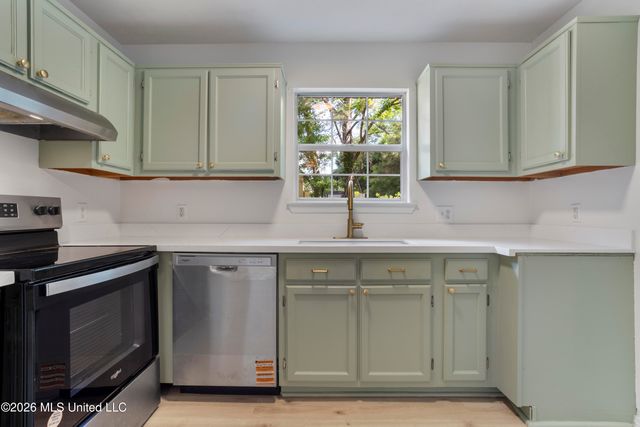 4496 Magnolia Cove, D'iberville, MS 39540