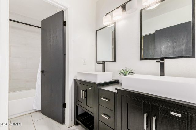 1311 W PECOS Avenue, Mesa, AZ 85202