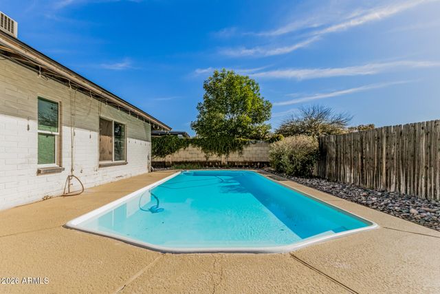 1311 W PECOS Avenue, Mesa, AZ 85202