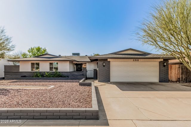 1311 W PECOS Avenue, Mesa, AZ 85202