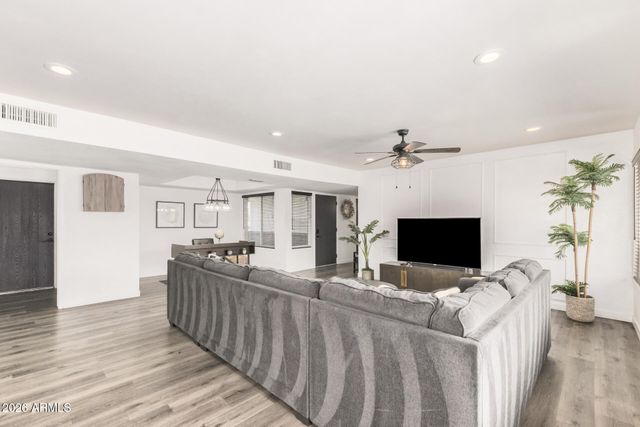 1311 W PECOS Avenue, Mesa, AZ 85202