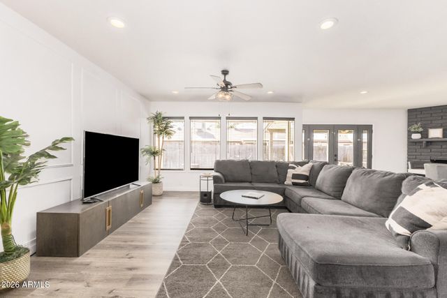 1311 W PECOS Avenue, Mesa, AZ 85202