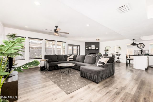 1311 W PECOS Avenue, Mesa, AZ 85202