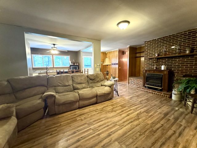 1737 Cummins Mill Rd, Cookeville, TN 38501