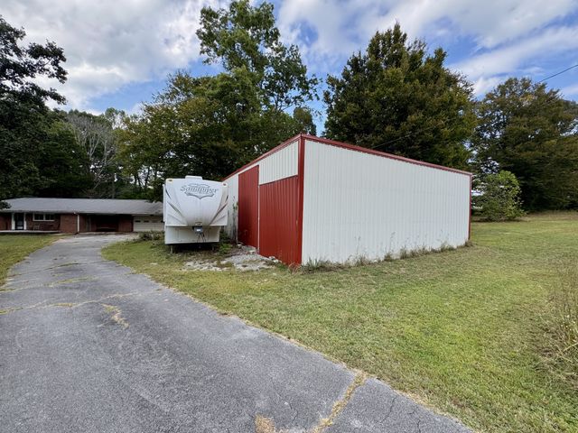 1737 Cummins Mill Rd, Cookeville, TN 38501